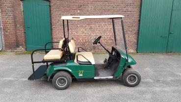 E-Z-GO TXT Golfcart  als Viersitzer mit neuen Batterien