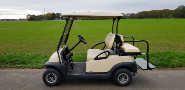 Club Car Precedent als Viersitzer aus Baujahr 2015